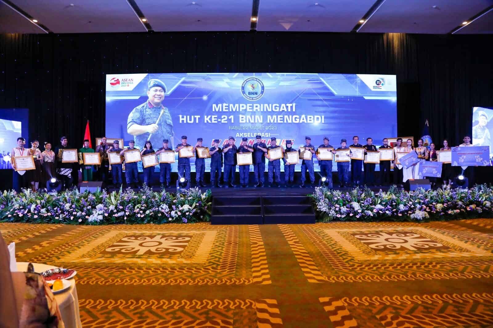 Peringatan Hari Ulang Tahun BNN ke 21 Peringatan Hari Ulang Tahun BNN ke 21